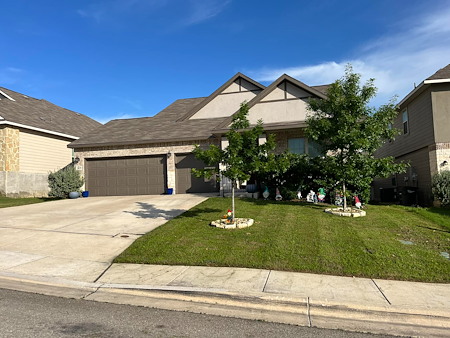 A Seasonal Lawn Maintenance Timeline for Seguin and San Marcos